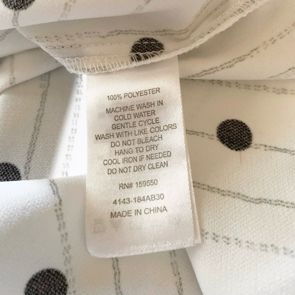 Carolina Belle Polka Dot Top Size Medium - Picture 7 of 7